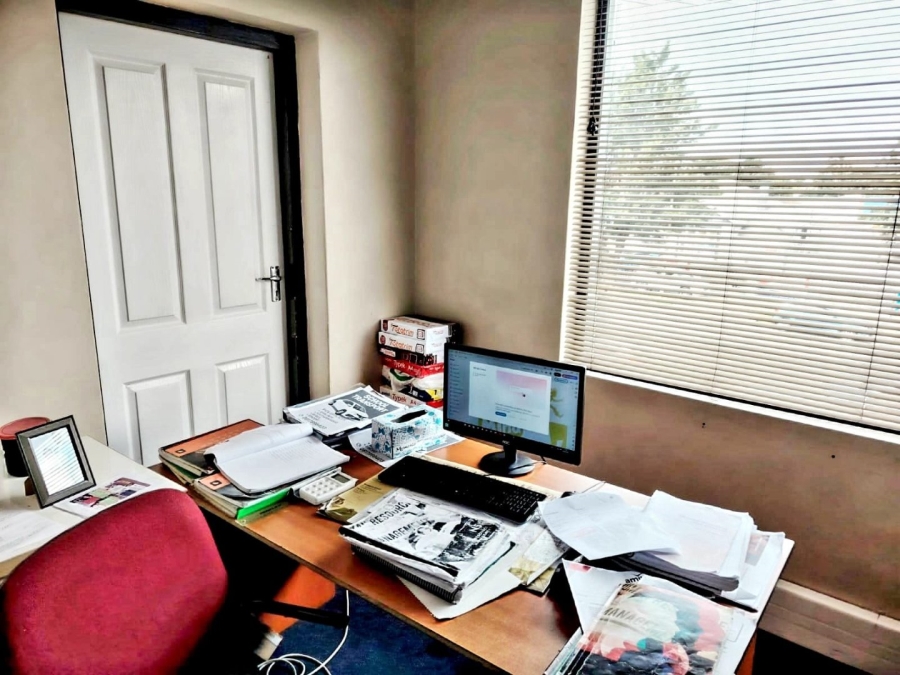 Commercial Property for Sale in Southernwood Eastern Cape